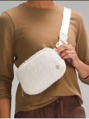 Lululemon Everywhere Belt Bag White Sherpa Fleece NWOT